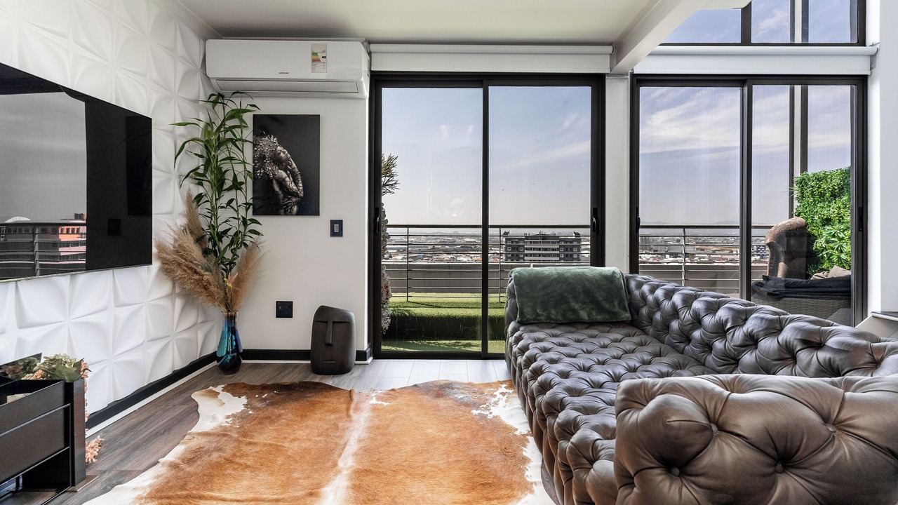 Photo of Livingroom in Salt River