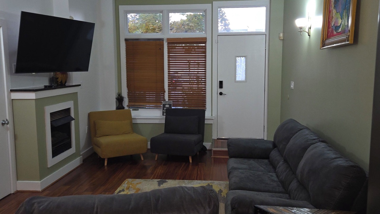 Photo of Livingroom in Eckington