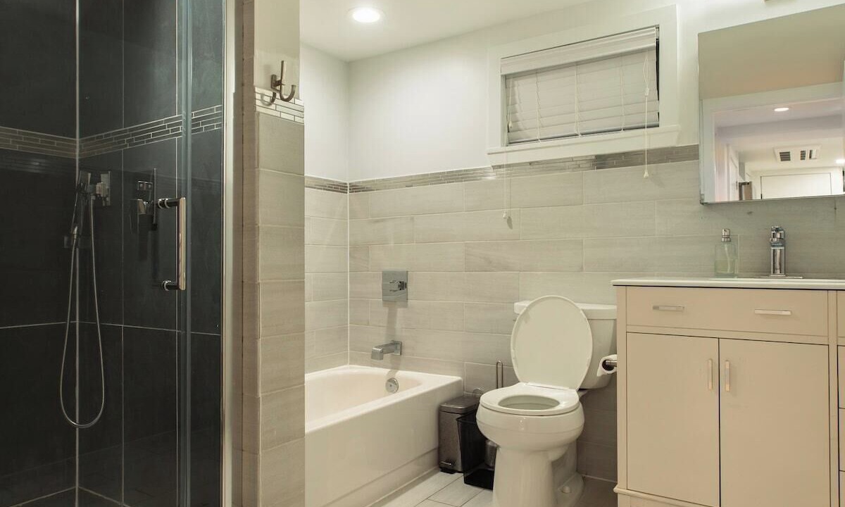 Photo of Bathroom in North Cleveland Park