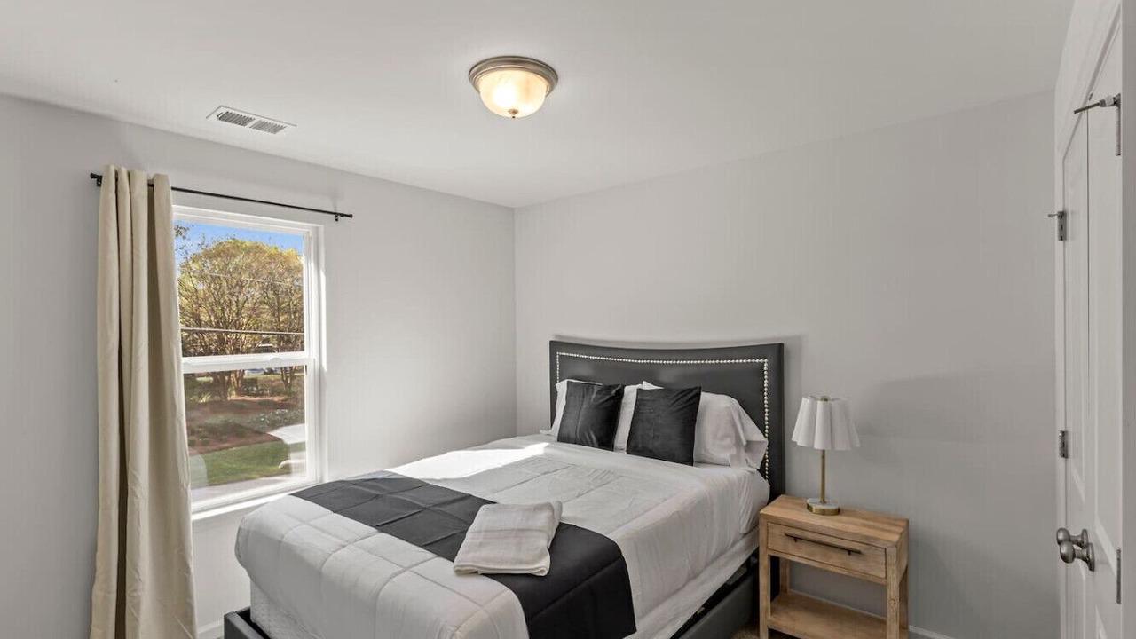 Photo of Bedroom in Paw Creek