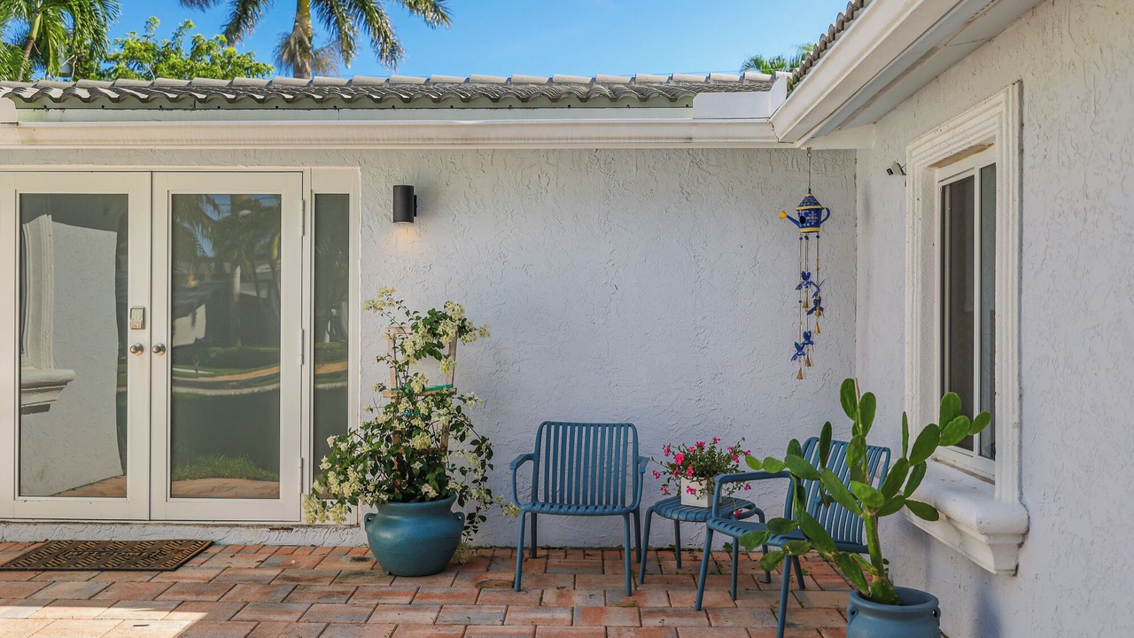 Photo of Patio Balcony in Poinsettia Heights