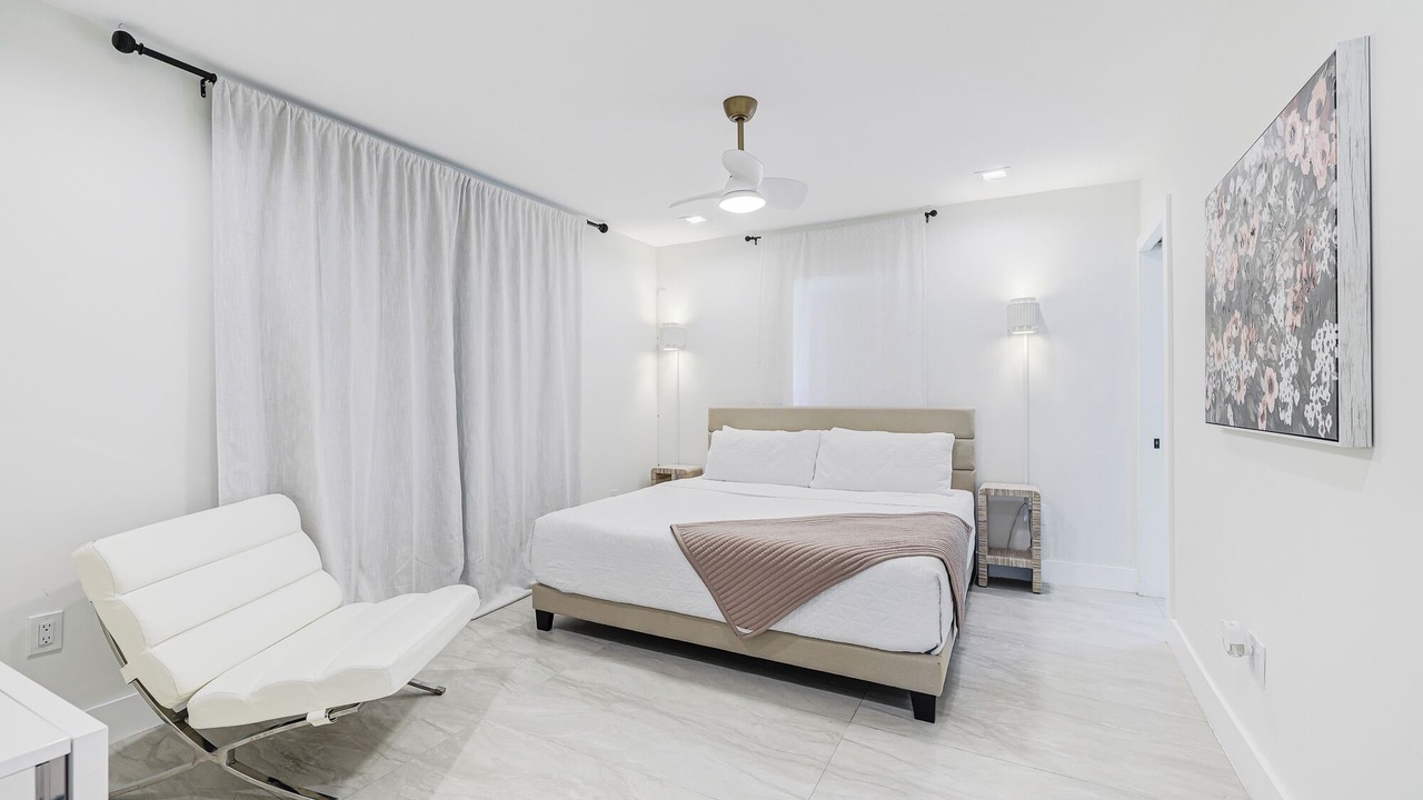 Photo of Bedroom in Poinsettia Heights