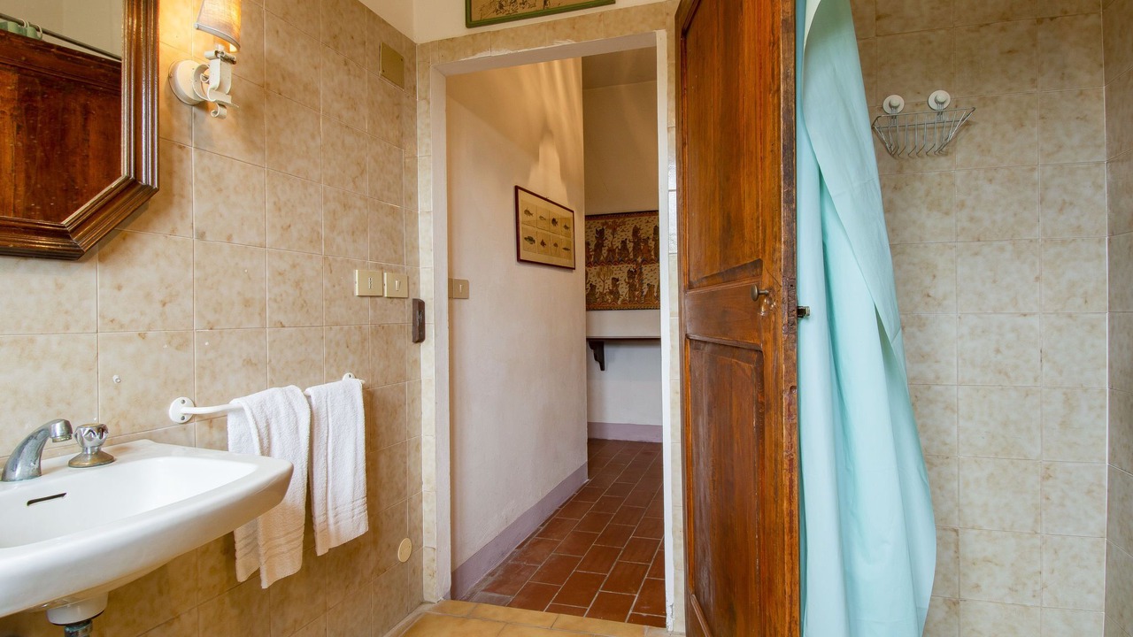 Photo of Bathroom in Palaia
