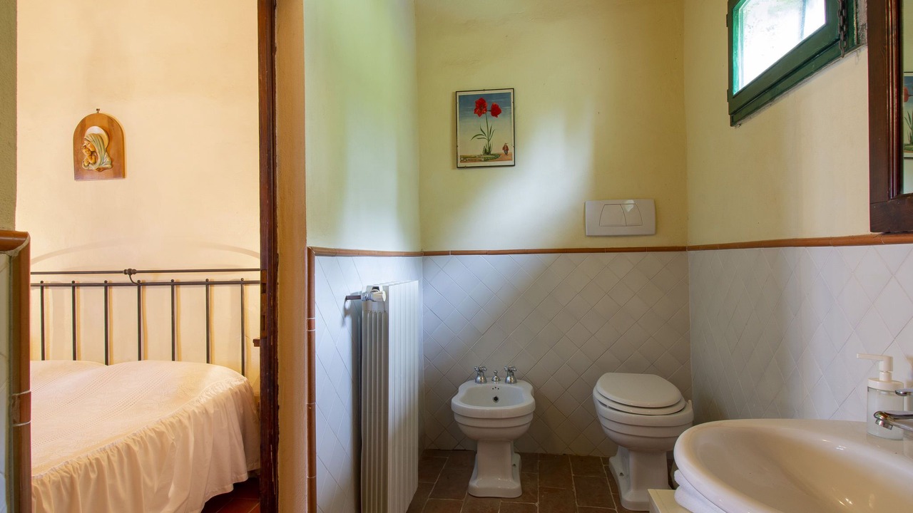 Photo of Bathroom in Palaia