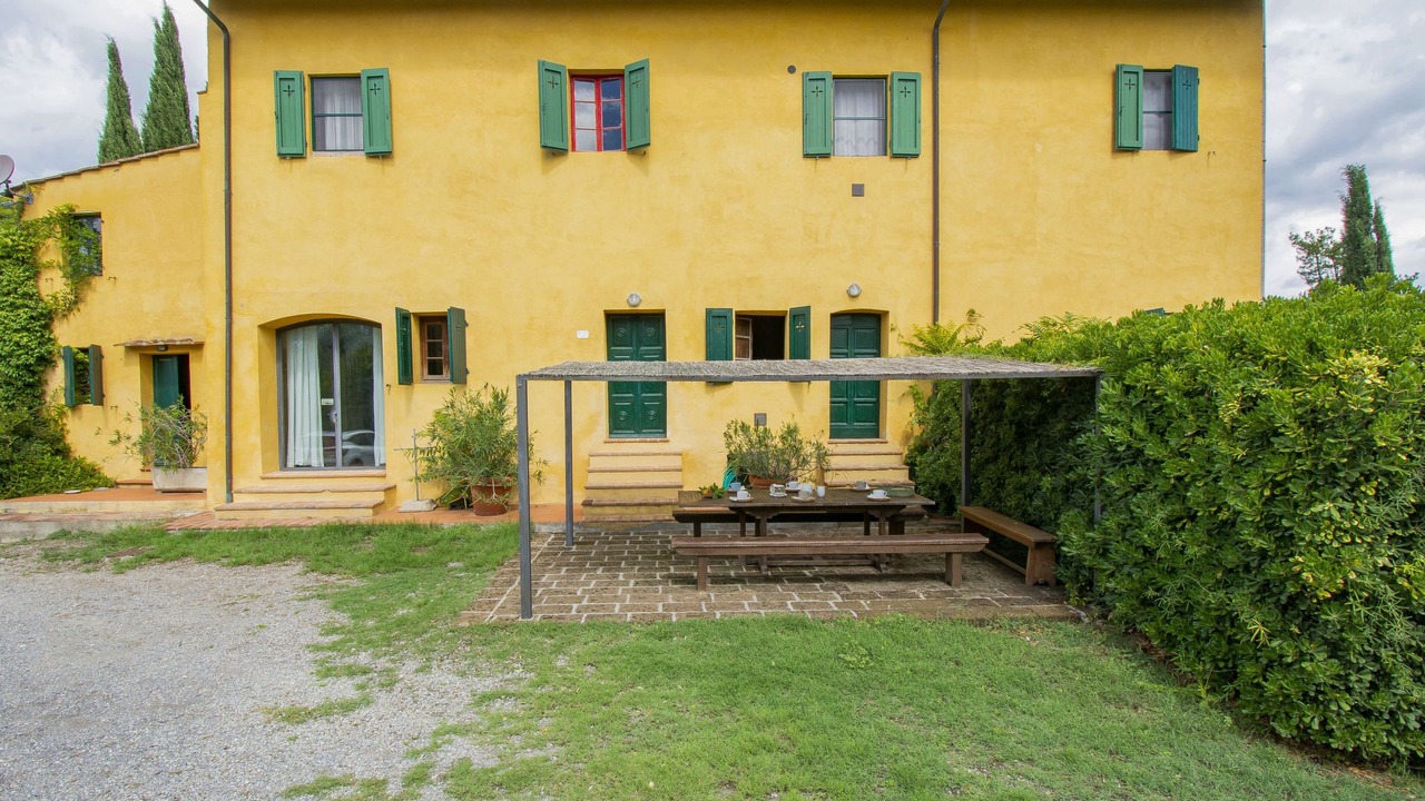 Photo of Others in Palaia