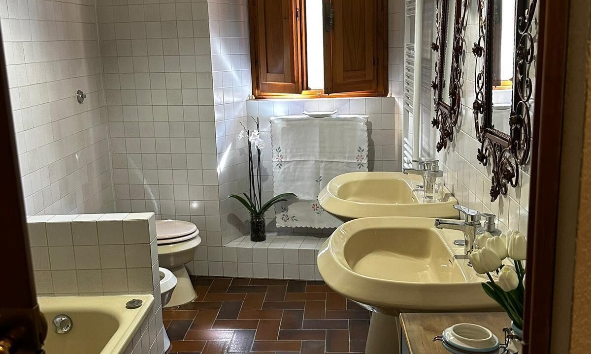 Photo of Bathroom in Twist
