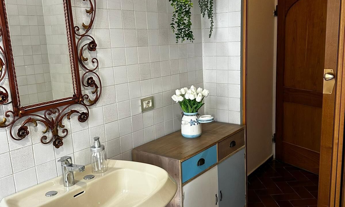 Photo of Bathroom in Twist