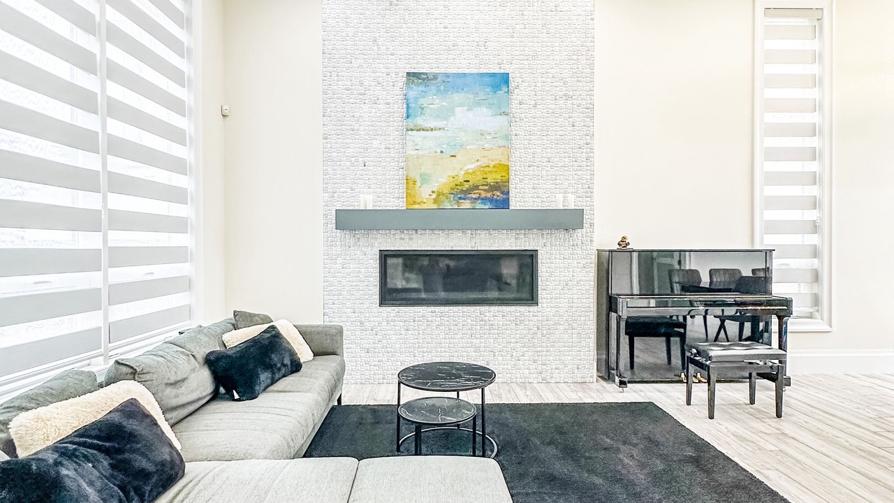 Photo of Livingroom in West Vancouver
