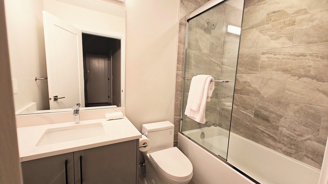 Photo of Bathroom in Canyon Heights