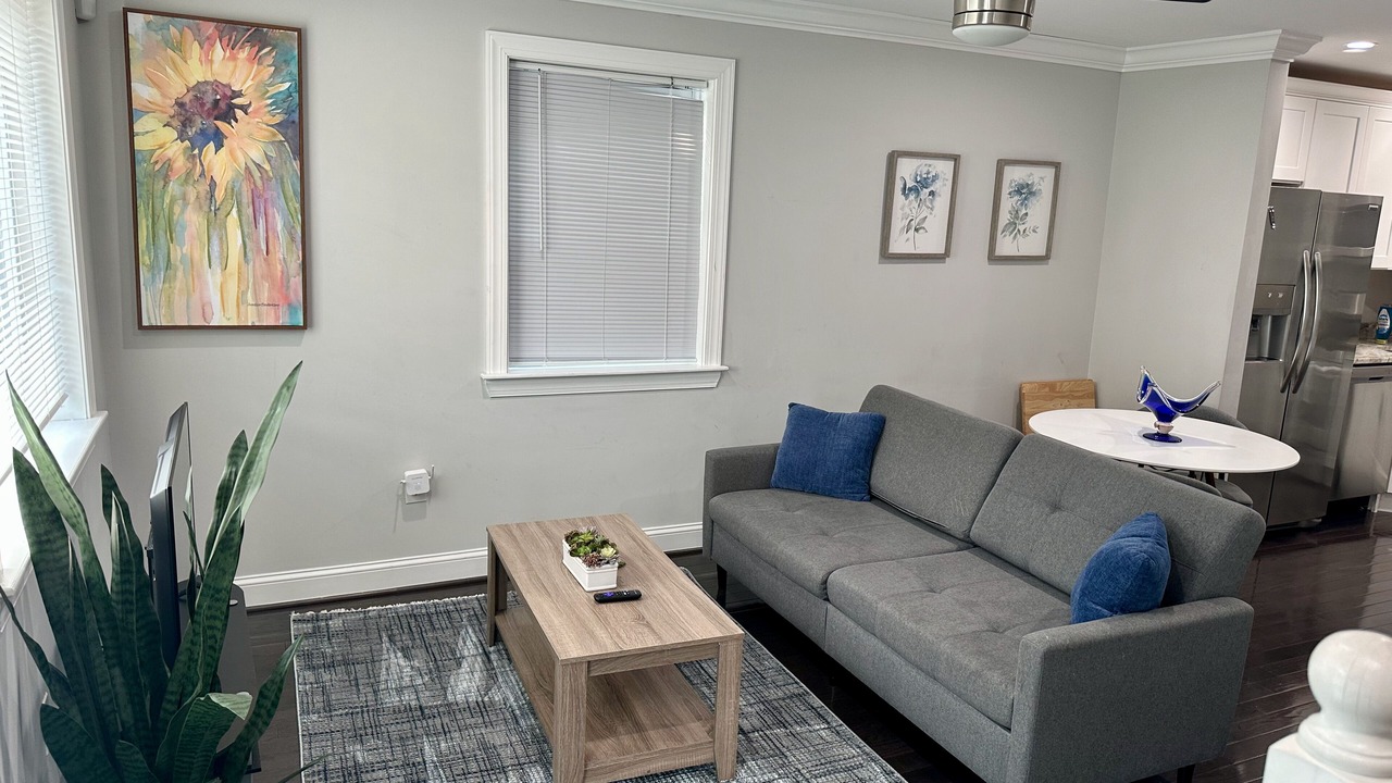 Photo of Livingroom in Anacostia