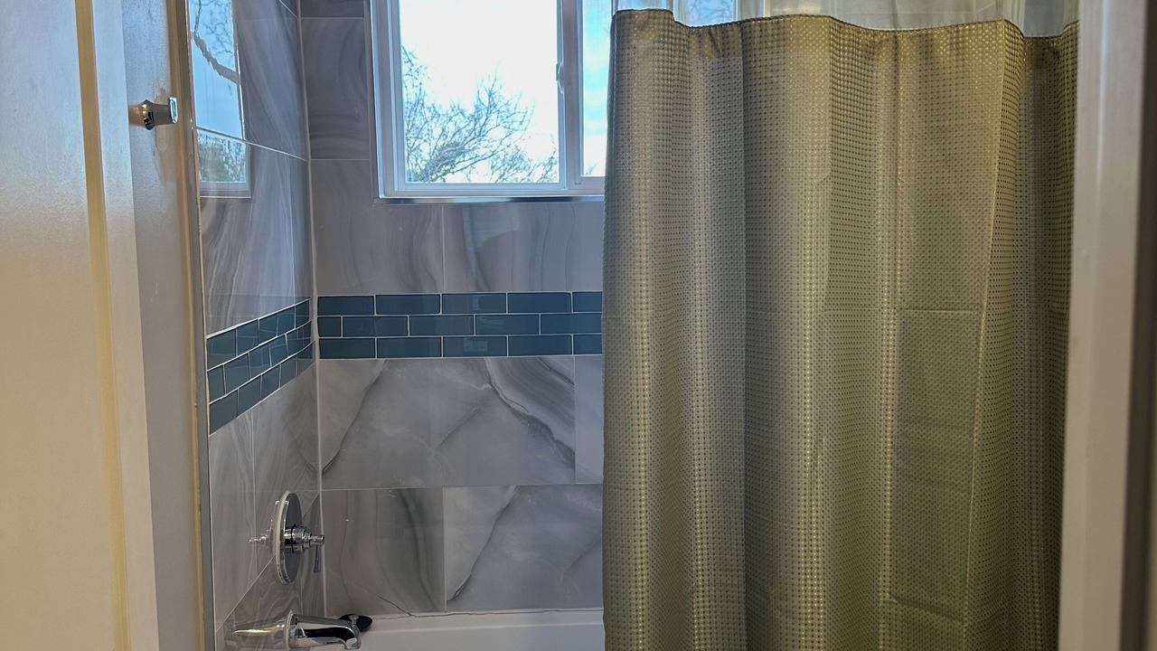 Photo of Bathroom in Anacostia
