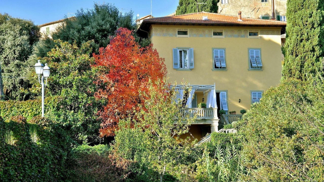 Photo of Outdoor in Lari