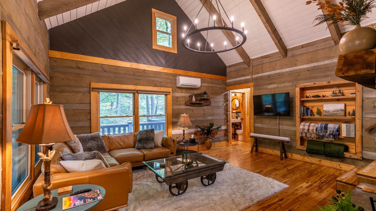 Photo of Livingroom in Apple Ridge
