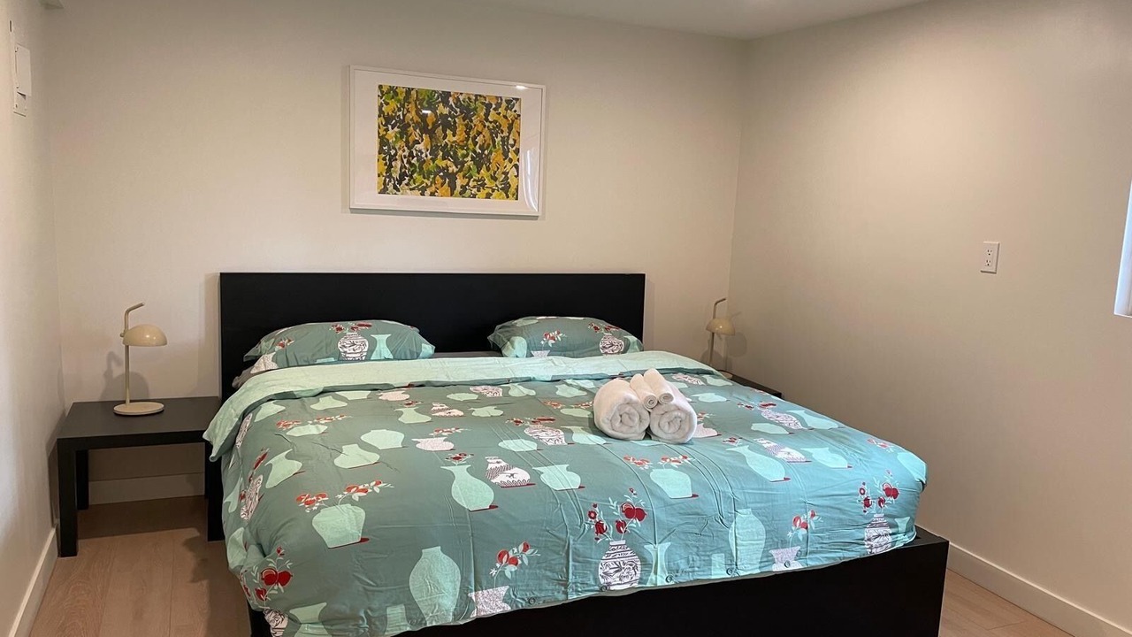 Photo of Bedroom in Hollyburn