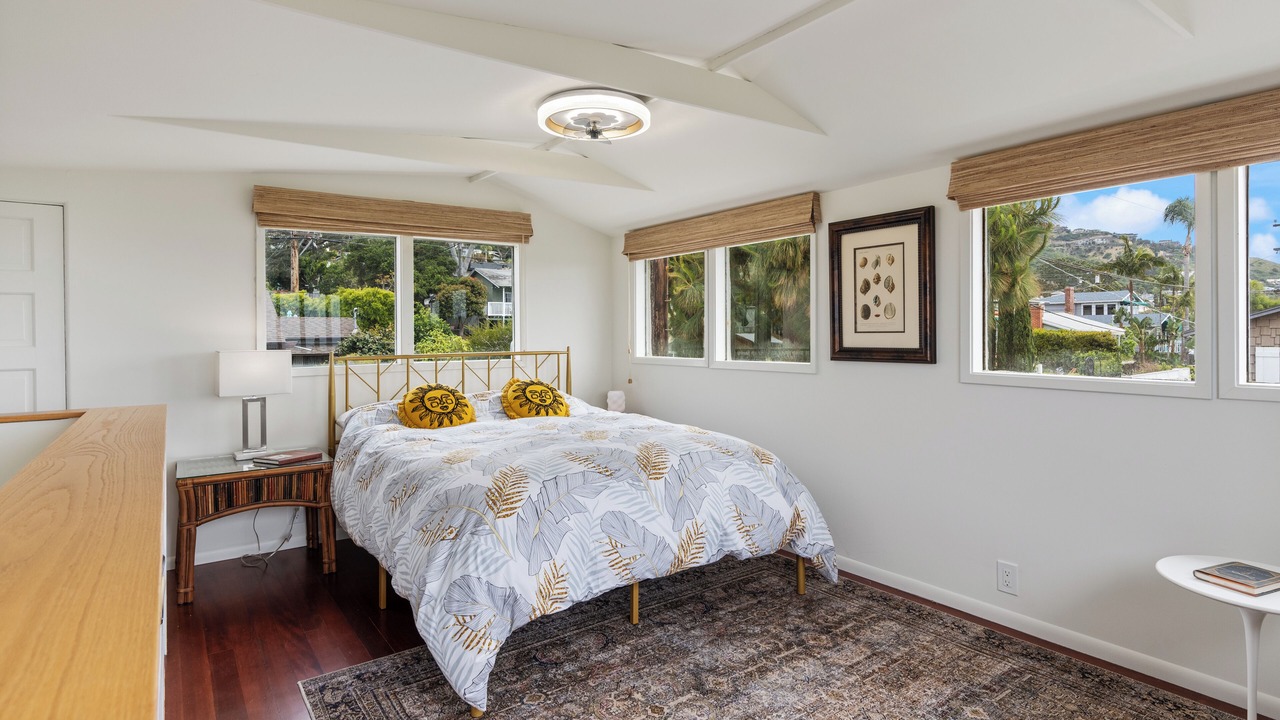 Photo of Bedroom in South Laguna