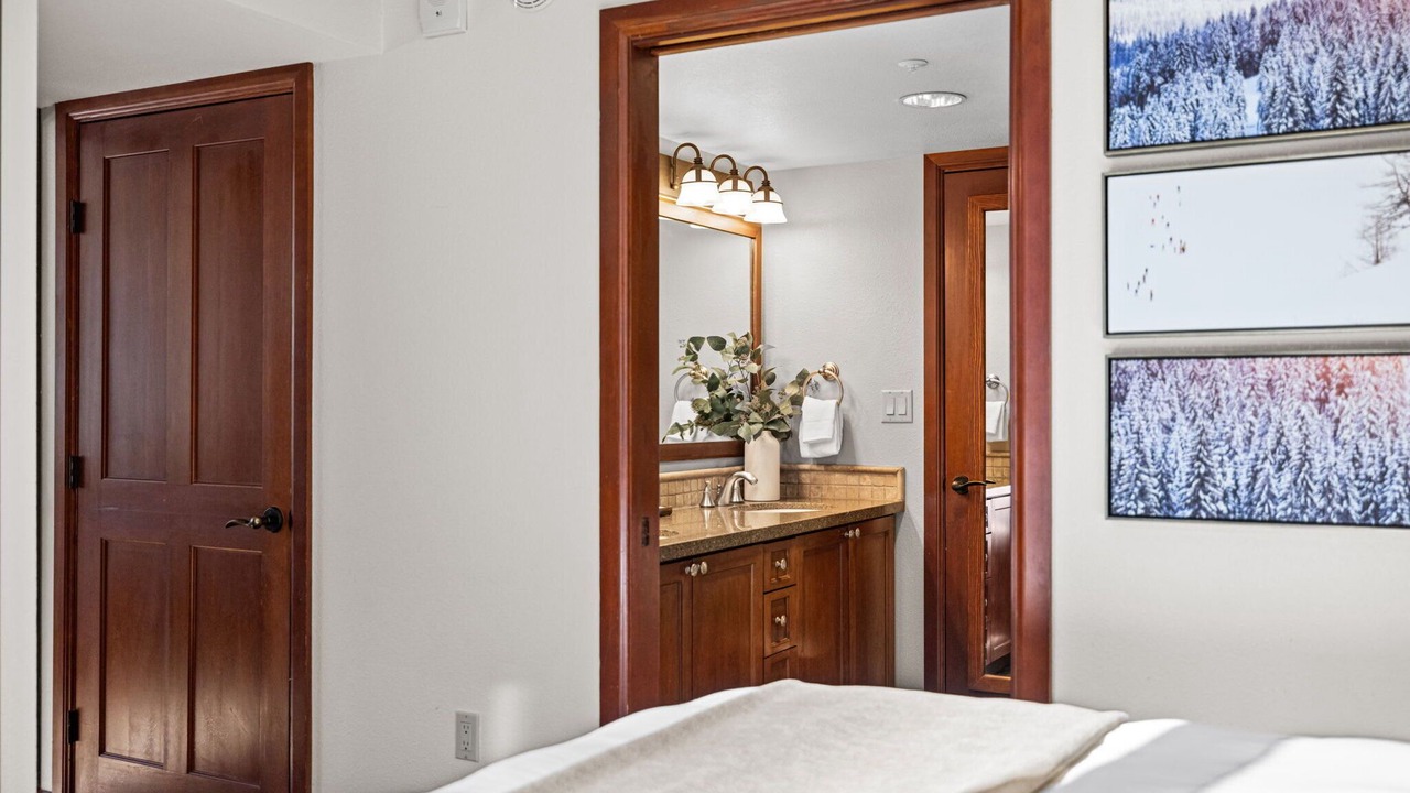 Photo of Bedroom in Olympic Valley