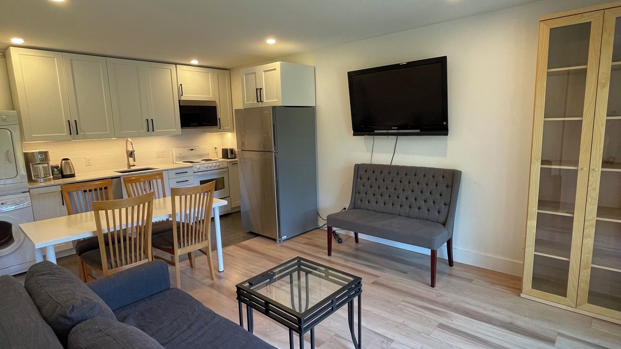 Photo of Livingroom in Deep Cove