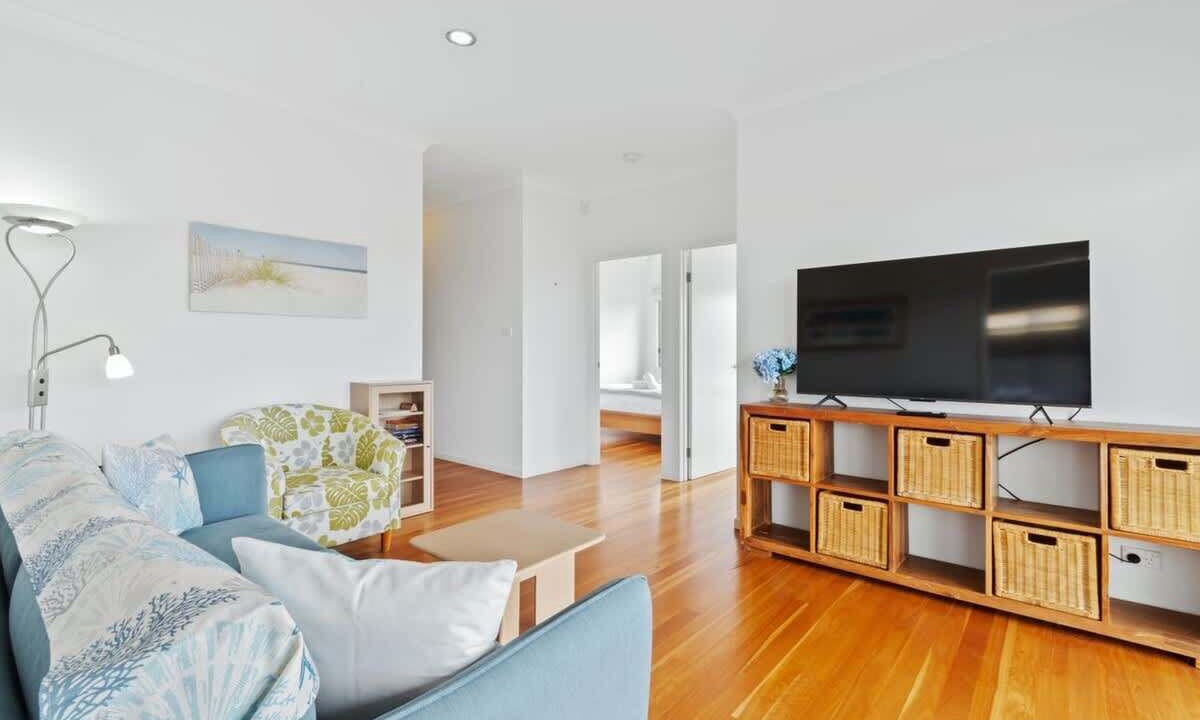 Photo of Livingroom in Long Beach