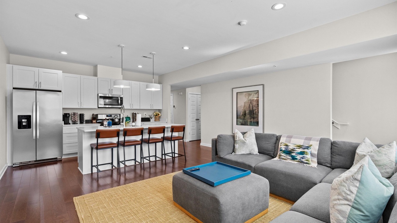 Photo of Livingroom in Fairlawn