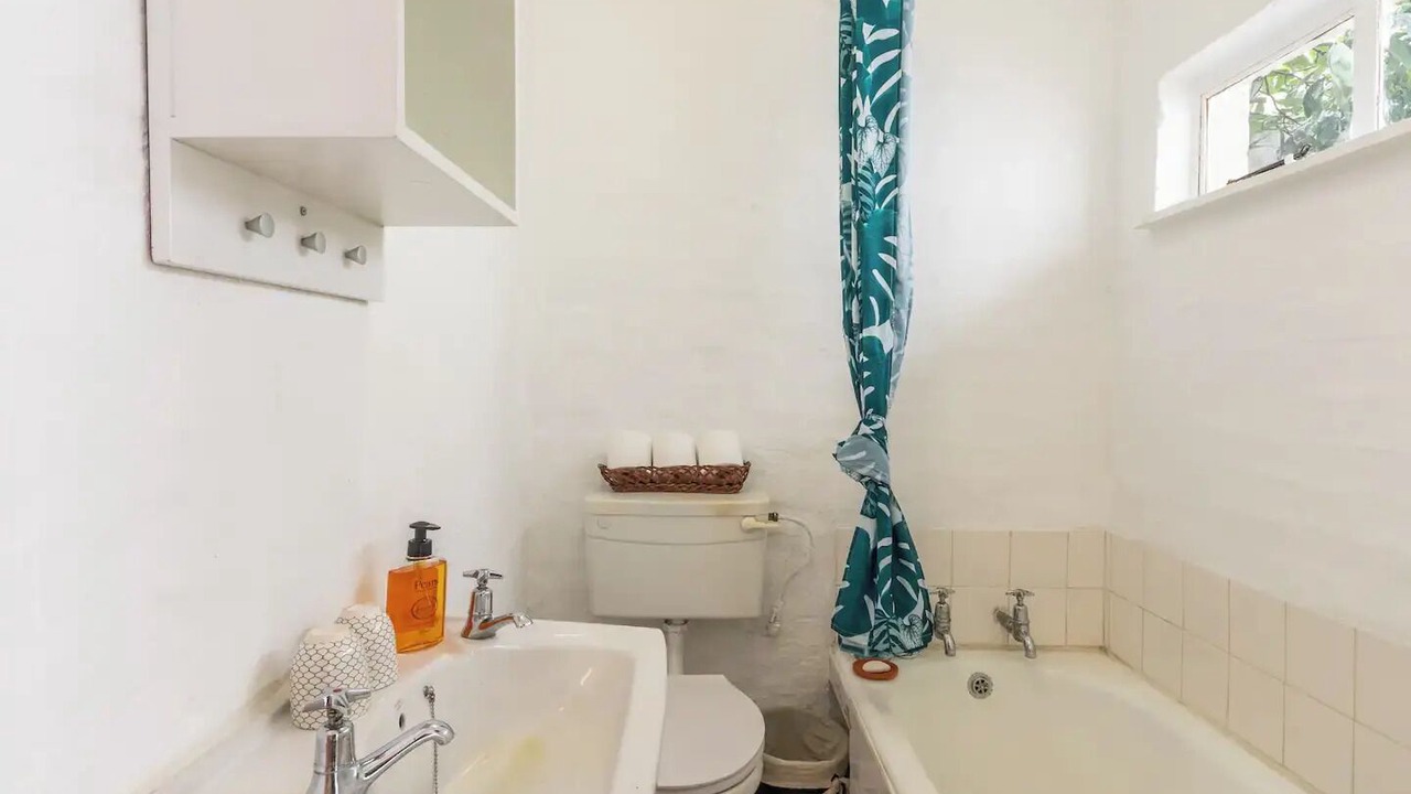 Photo of Bathroom in Greater Johannesburg Metropolitan Area