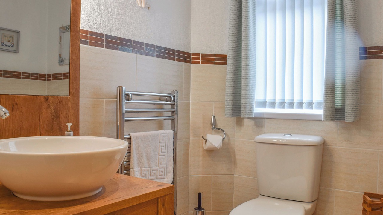 Photo of Bathroom in Tiddington
