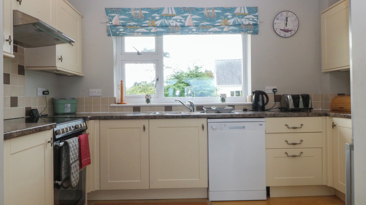 Photo of Kitchen in Abersoch