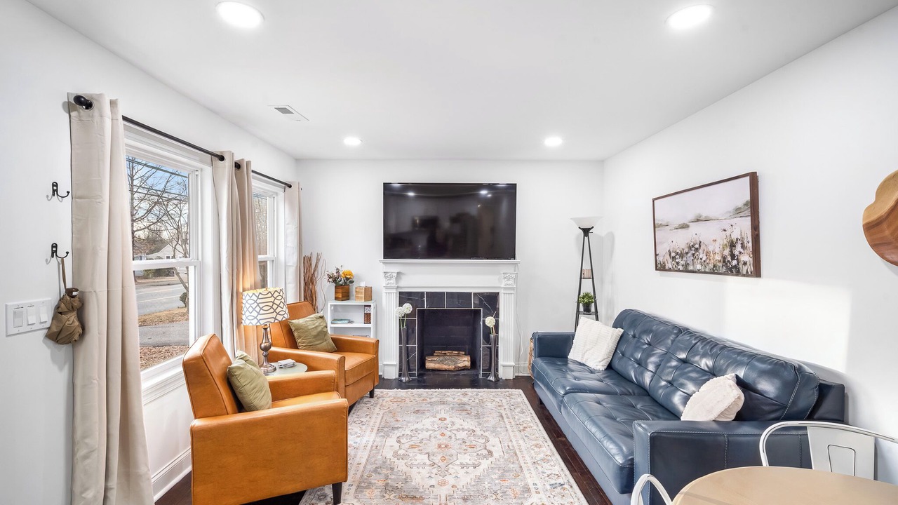 Photo of Livingroom in Winston - Salem