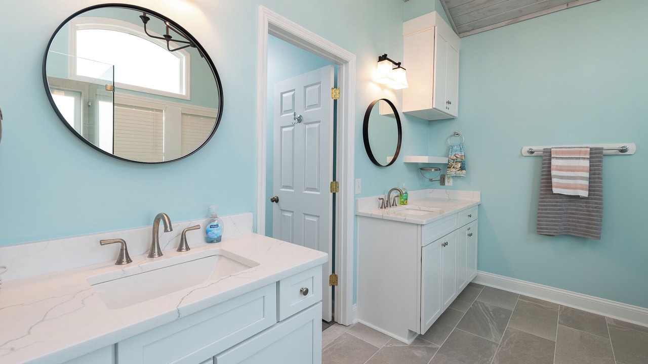 Photo of Bathroom in Holden Beach