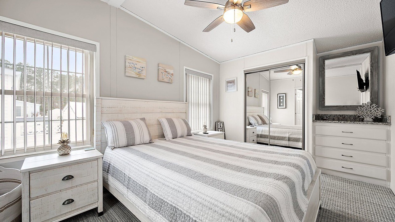 Photo of Bedroom in Assateague Pointe