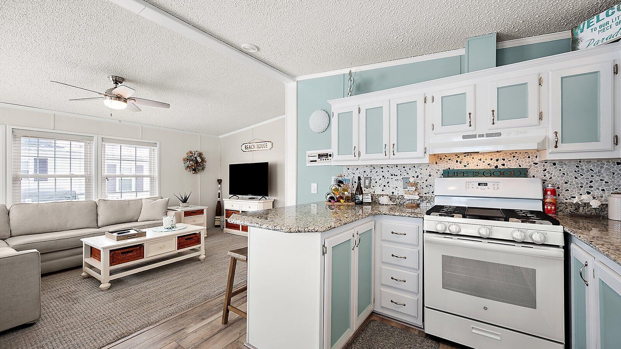 Photo of Kitchen in Assateague Pointe
