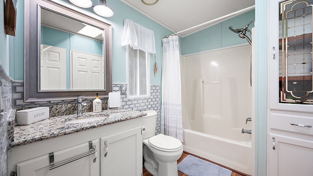 Photo of Bathroom in Assateague Pointe