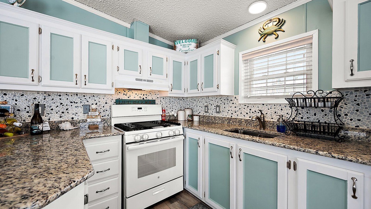 Photo of Kitchen in Assateague Pointe