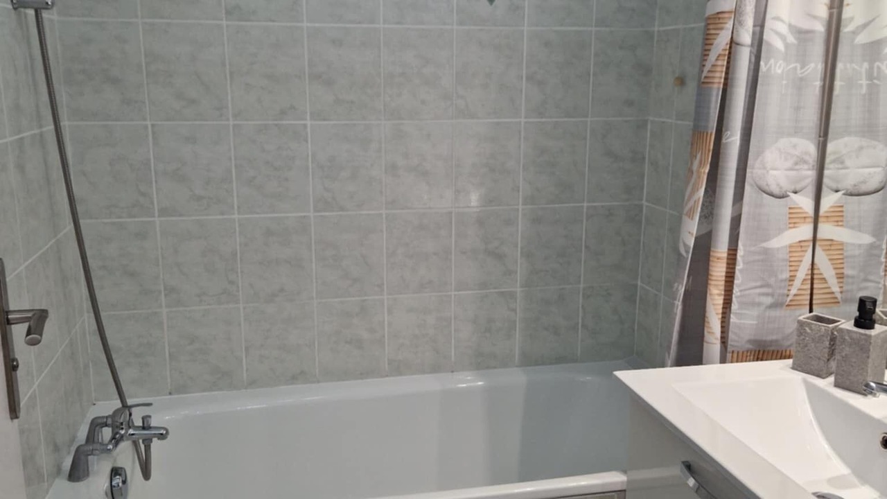 Photo of Bathroom in Albertville