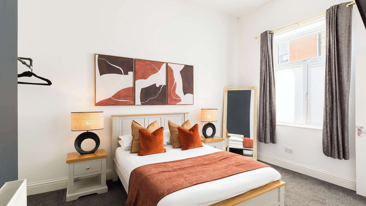 Photo of Bedroom in Leamington Spa
