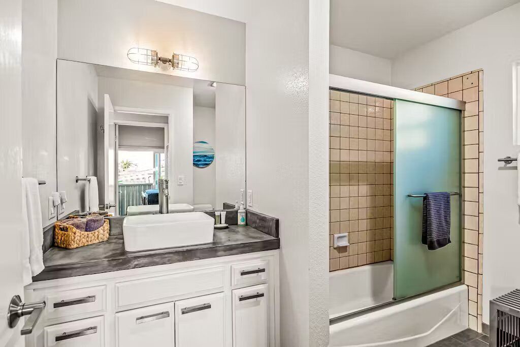Photo of Bathroom in La Conchita