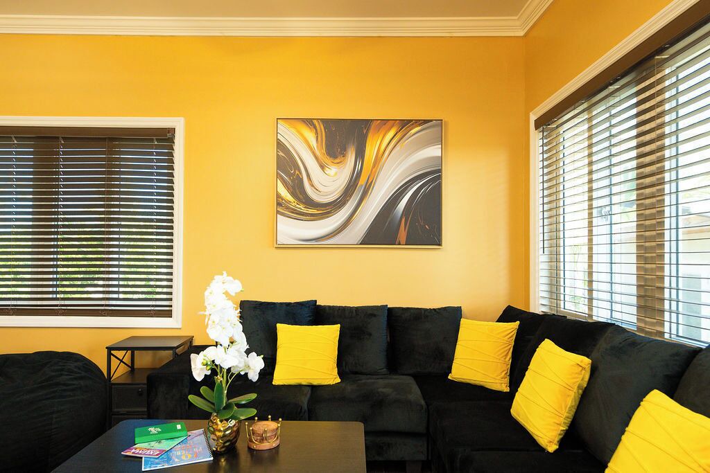 Photo of Livingroom in Tar Bay