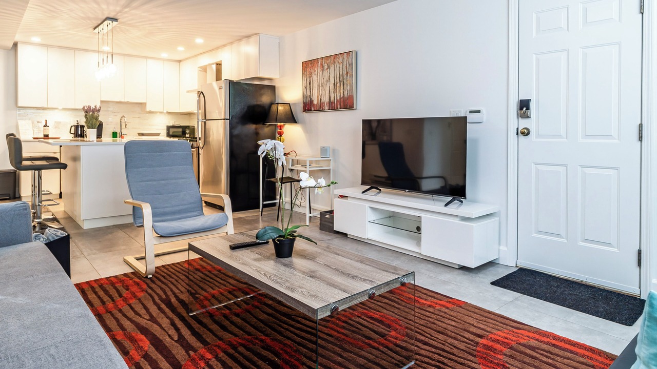 Photo of Livingroom in Dundarave