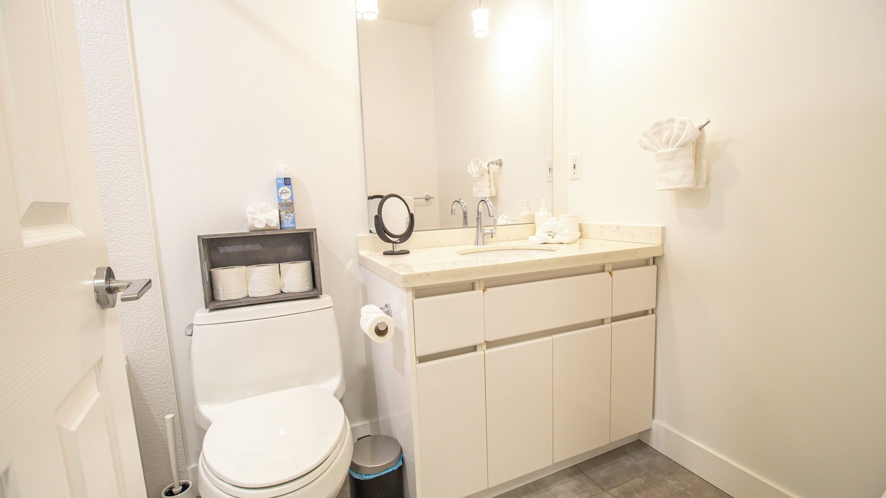 Photo of Bathroom in Dundarave