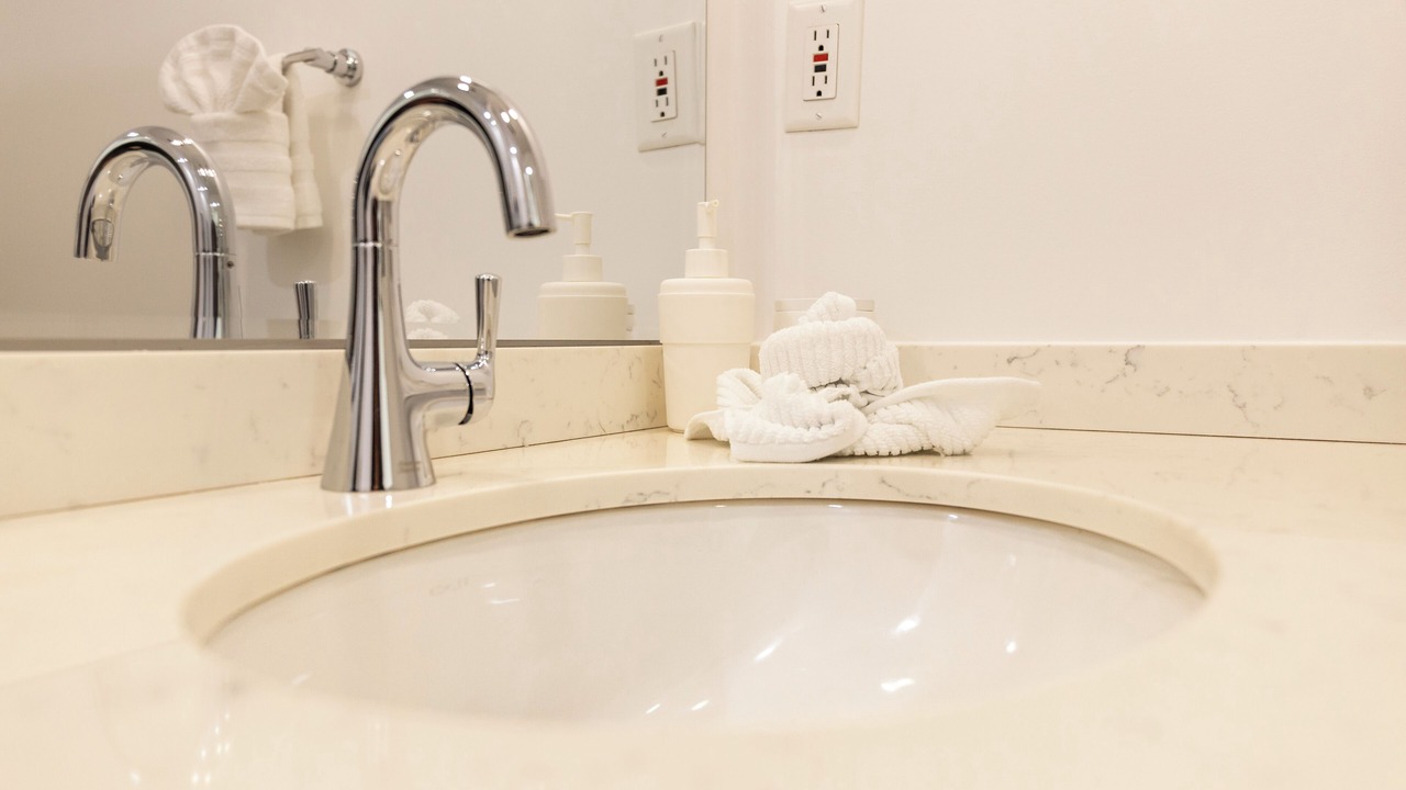 Photo of Bathroom in Dundarave