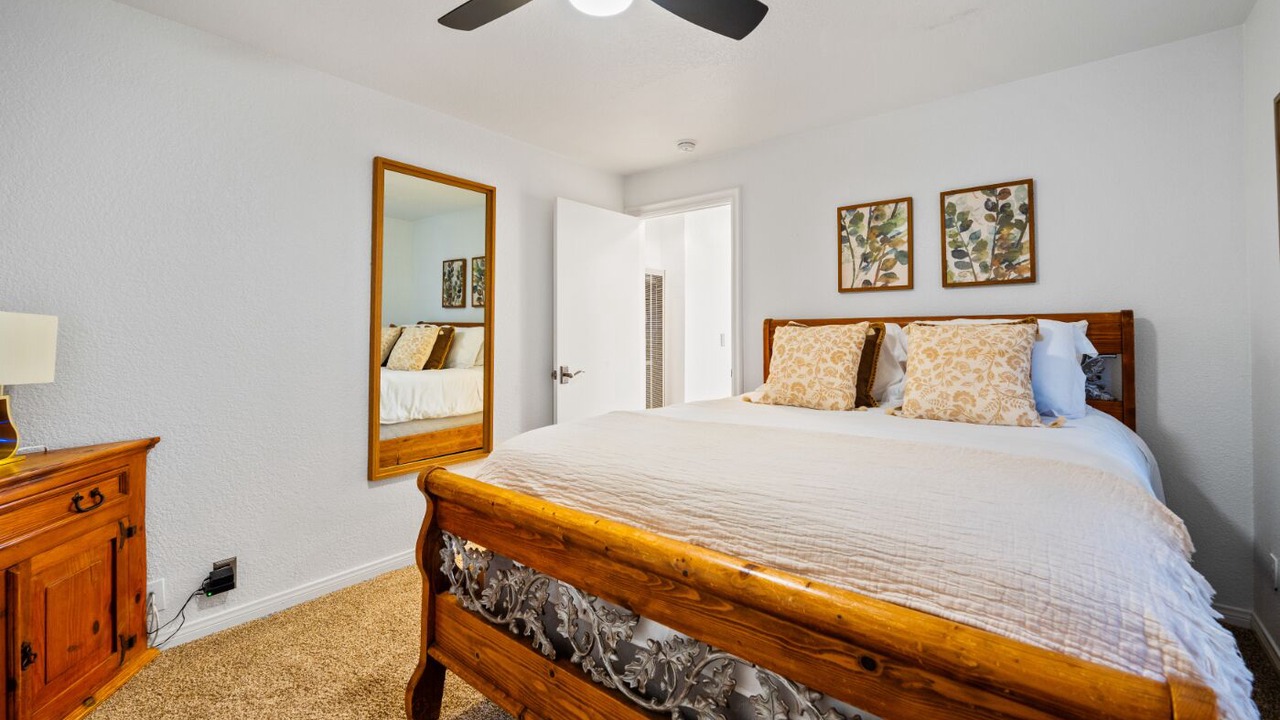 Photo of Bedroom in Silver Strand