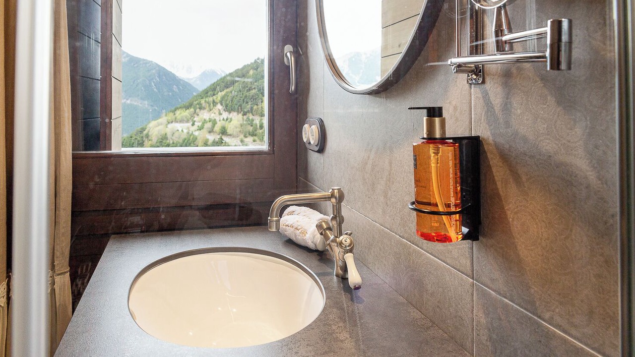 Photo of Bathroom in Canillo