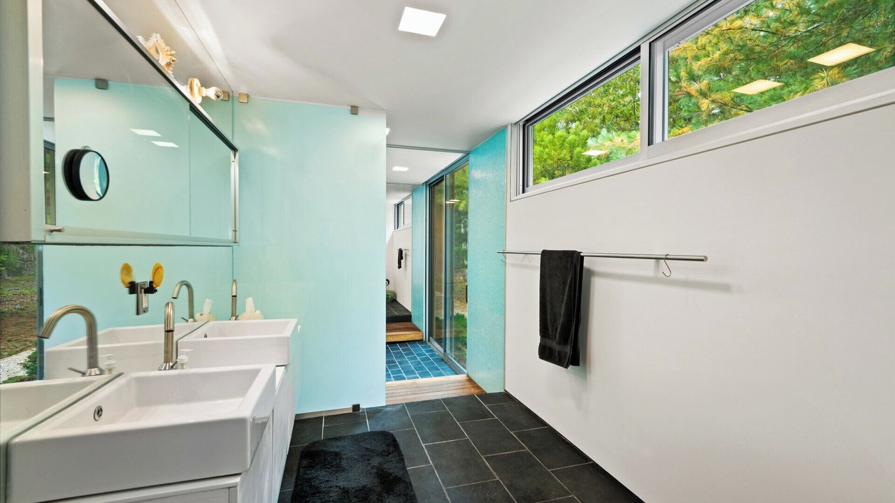 Photo of Bathroom in Springs