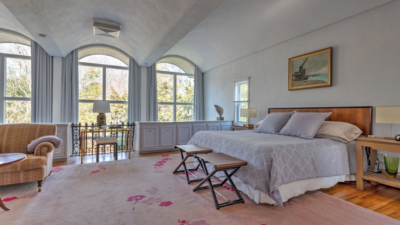 Photo of Bedroom in Bridgehampton