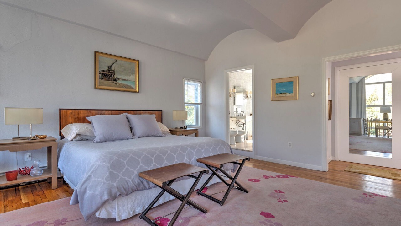 Photo of Bedroom in Bridgehampton