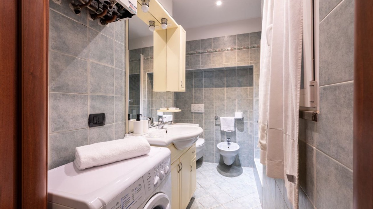 Photo of Bathroom in Parma City Centre