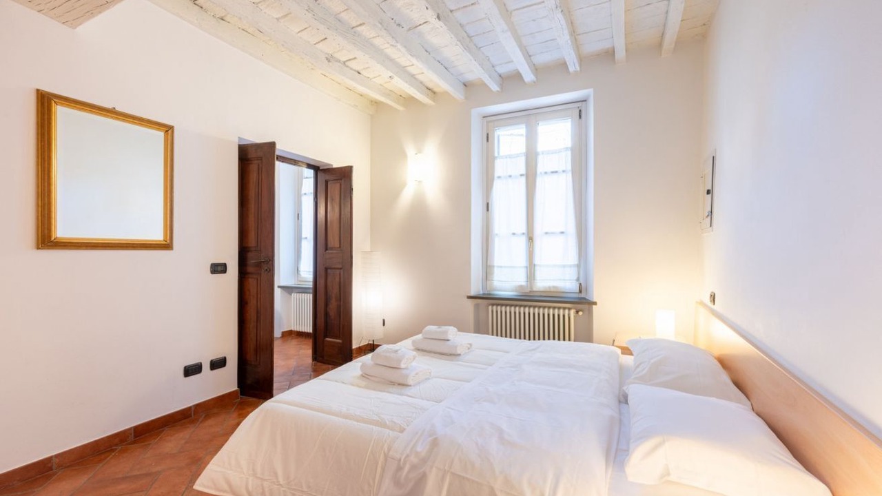 Photo of Bedroom in Parma City Centre