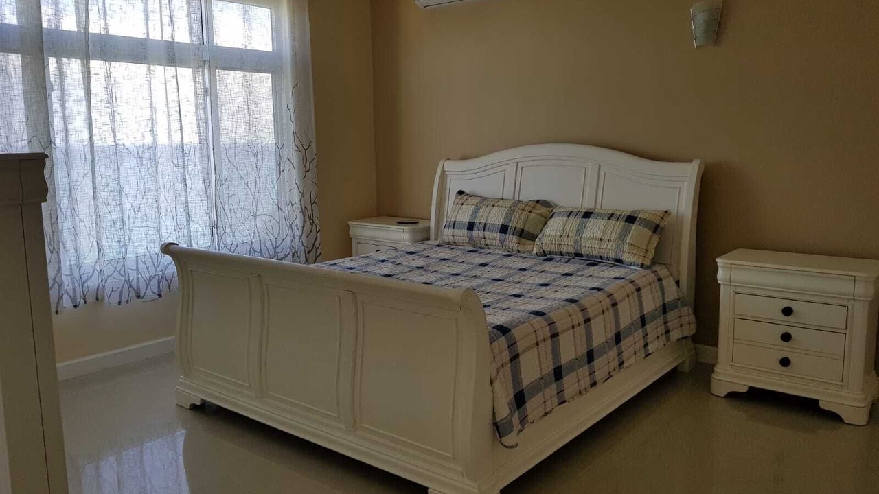 Photo of Bedroom in Tower Isle