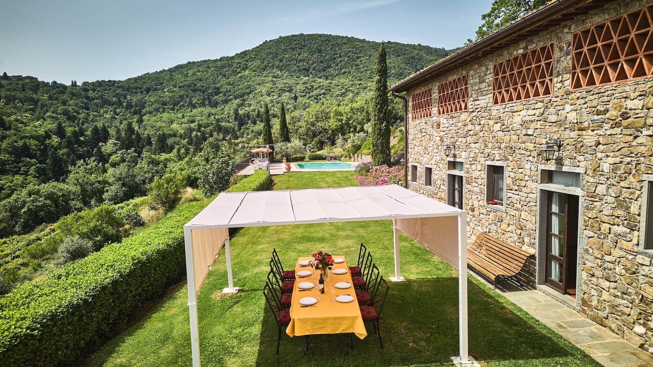Photo of Outdoor in Neri