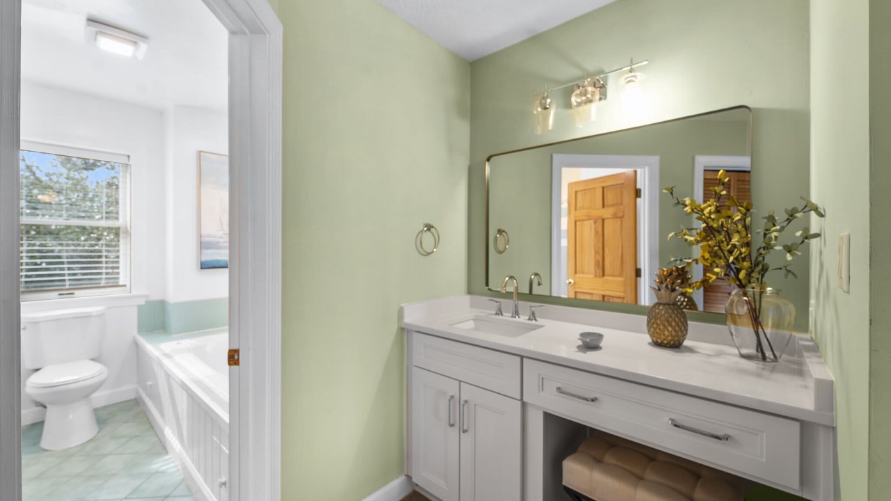 Photo of Bathroom in Pine Island