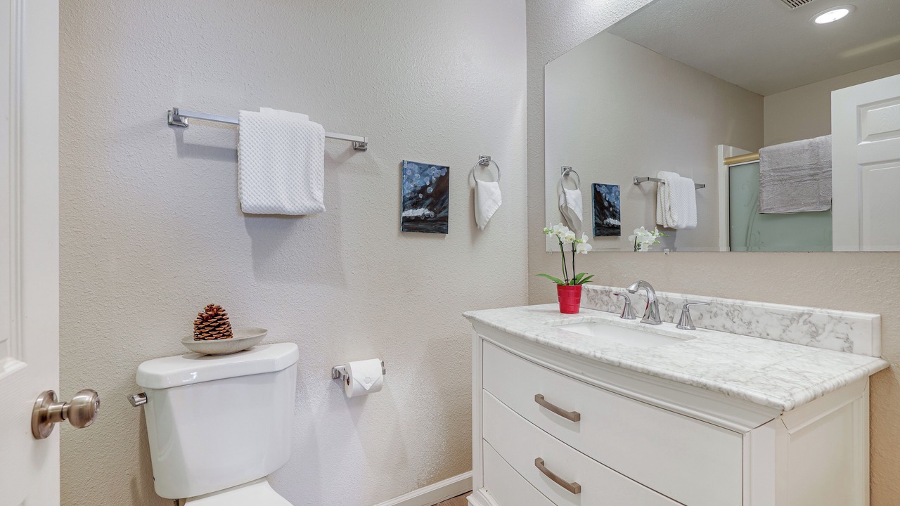 Photo of Bathroom in Port Hueneme